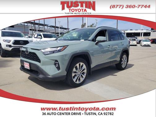 2023 Toyota RAV4 XLE Premium