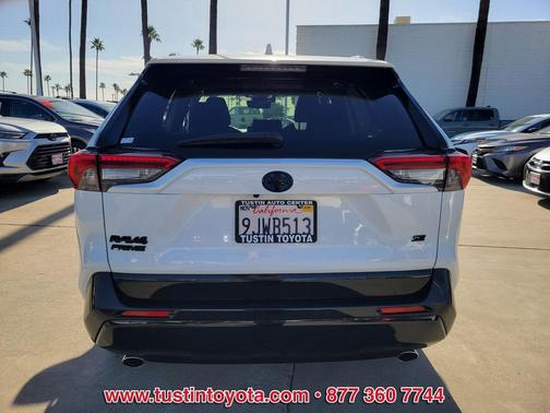 2024 Toyota RAV4 Prime SE