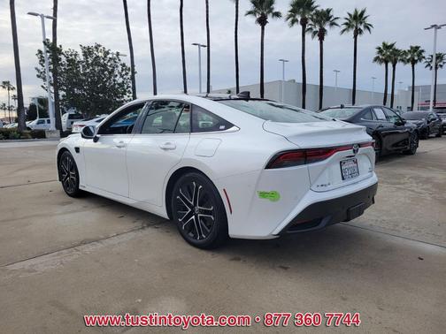 2023 Toyota Mirai Base