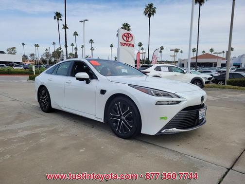 2023 Toyota Mirai Base