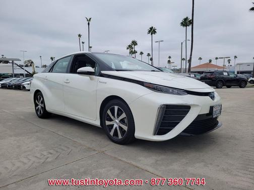 2019 Toyota Mirai Base