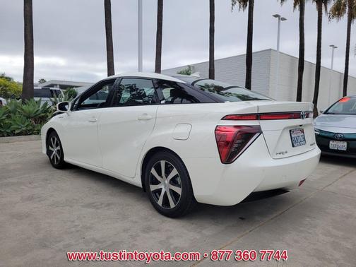 2019 Toyota Mirai Base