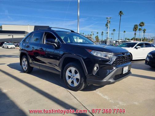 2019 Toyota RAV4 XLE