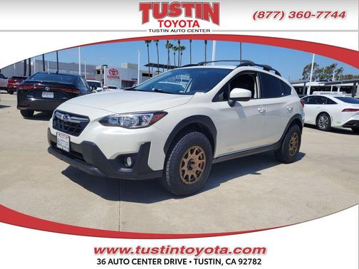 Crystal White Pearl 2021 Subaru Crosstrek Premium