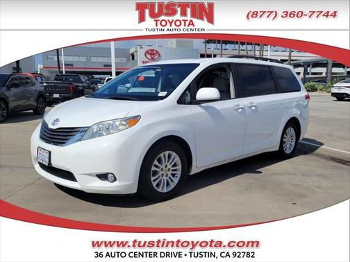 2014 Toyota Sienna XLE