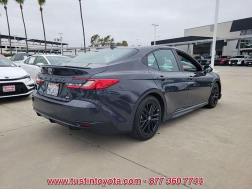 Underground 2025 Toyota Camry SE