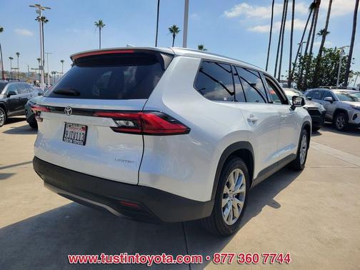 Pearl 2024 Toyota Grand Highlander Limited