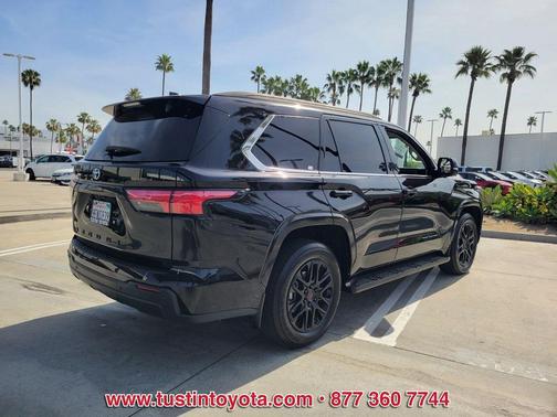2023 Toyota Sequoia SR5