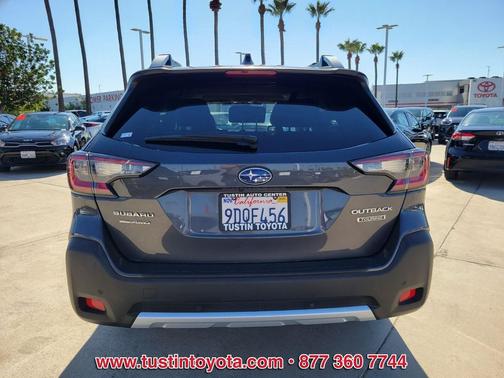 2023 Subaru Outback Touring