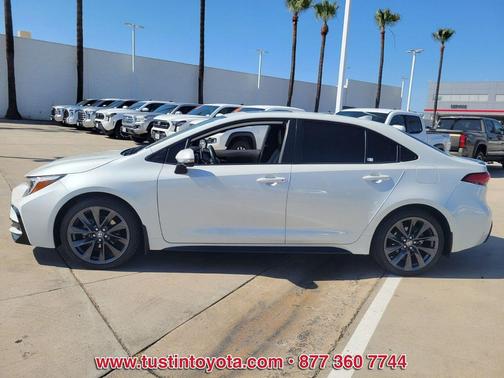 Wind Chill Pearl 2023 Toyota Corolla XSE