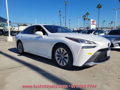 2022 Toyota Mirai Base