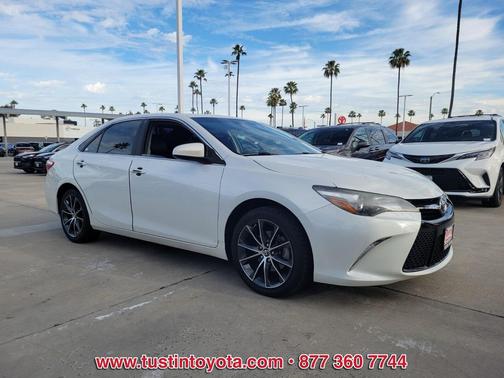 2017 Toyota Camry XLE