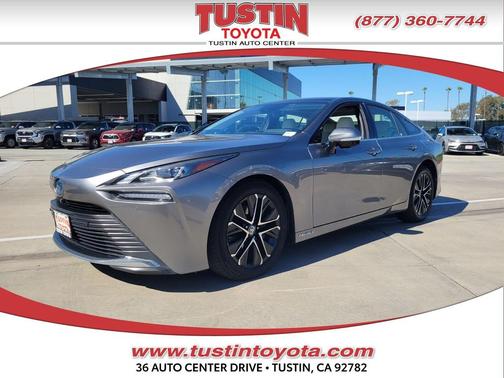 2021 Toyota Mirai Base