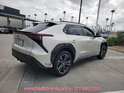 Elemental Silver Metallic 2023 Toyota bZ4X Limited