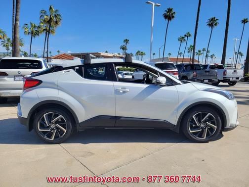 2022 Toyota C-HR Limited