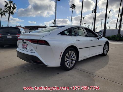 2024 Toyota Mirai Base