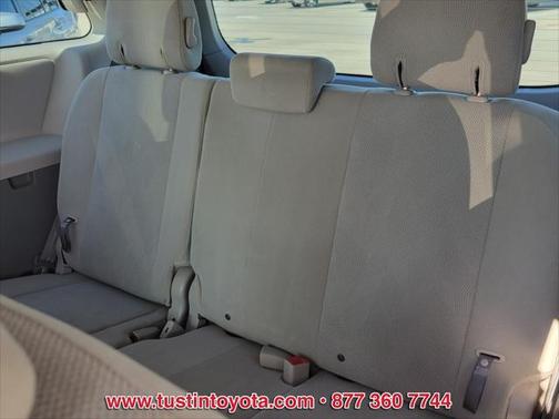 2014 Toyota Sienna L