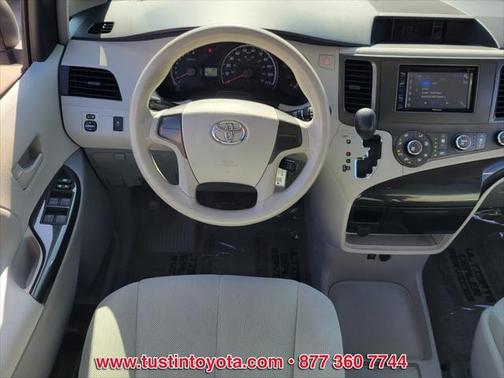 2014 Toyota Sienna L
