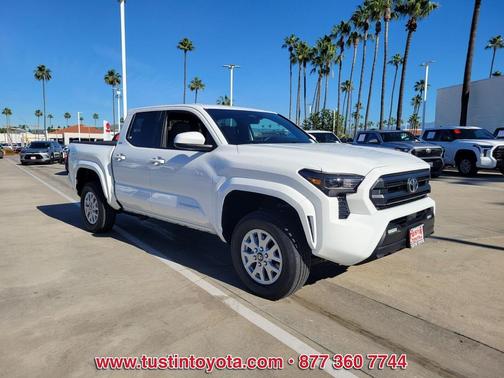 2025 Toyota Tacoma SR5