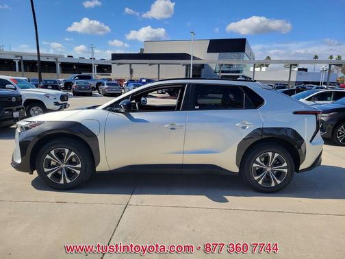 Elemental Silver Metallic 2023 Toyota bZ4X XLE