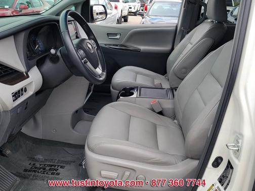 2015 Toyota Sienna XLE