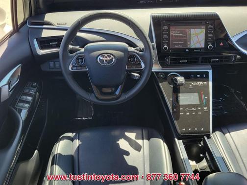 2018 Toyota Mirai Base