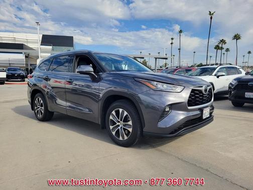 2020 Toyota Highlander XLE