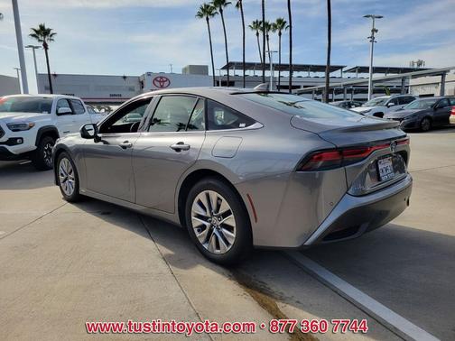 2024 Toyota Mirai Base