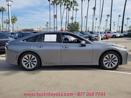 2024 Toyota Mirai Base