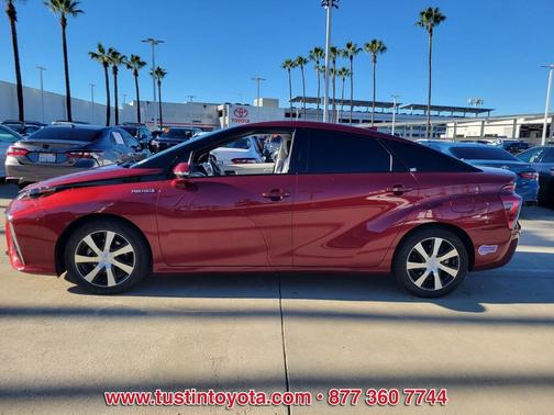 2019 Toyota Mirai Base