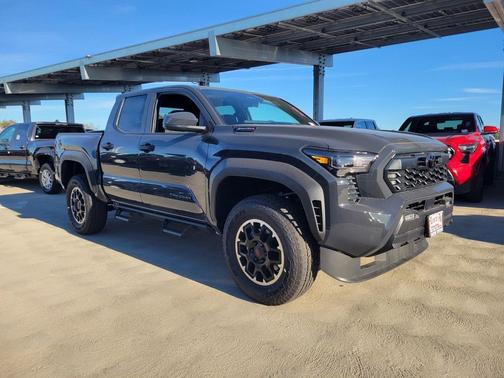 2026 Toyota Tacoma Hybrid TRD Off-Road