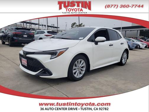 Ice Cap 2023 Toyota Corolla SE