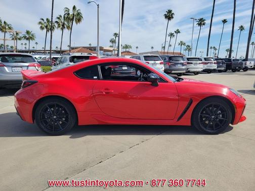 2024 Toyota GR86 Premium