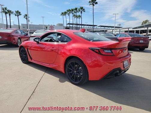 2024 Toyota GR86 Premium