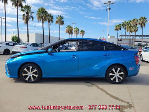 2019 Toyota Mirai Base