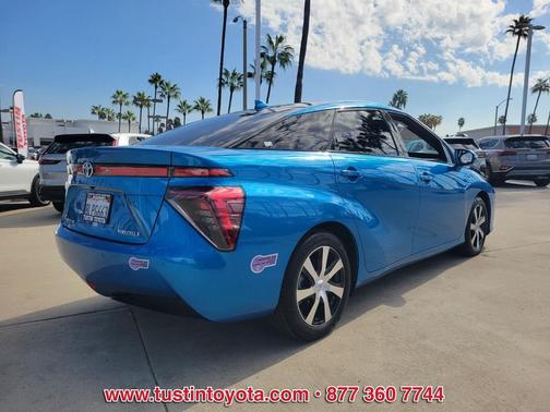 2019 Toyota Mirai Base
