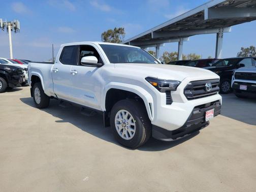 Ice Cap 2026 Toyota Tacoma SR5
