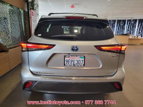 2023 Toyota Highlander Hybrid Limited