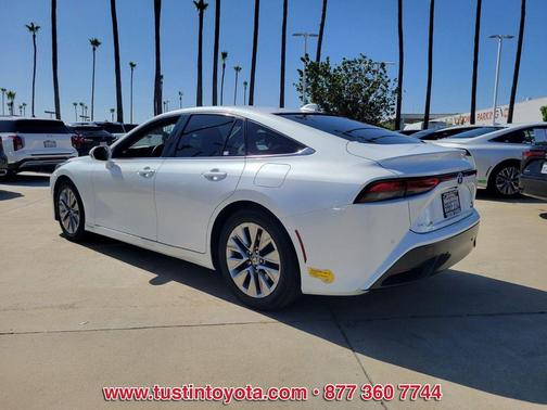 Oxygen White 2022 Toyota Mirai Base