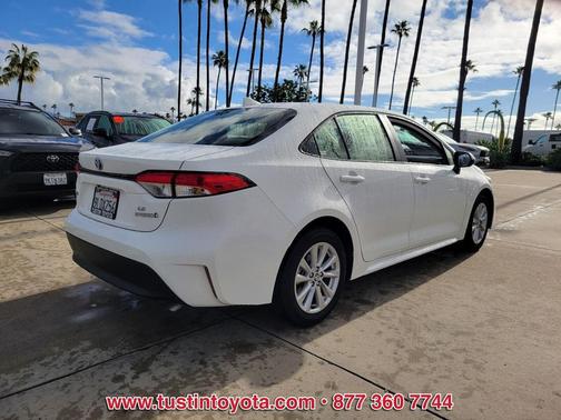 2024 Toyota Corolla Hybrid LE