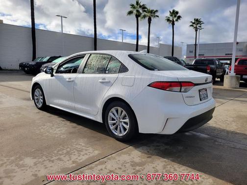 2024 Toyota Corolla Hybrid LE