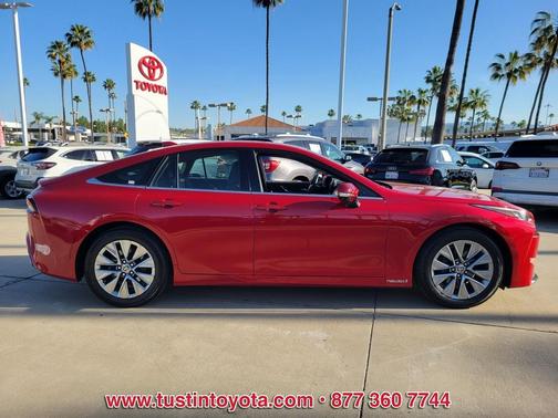 2023 Toyota Mirai Base