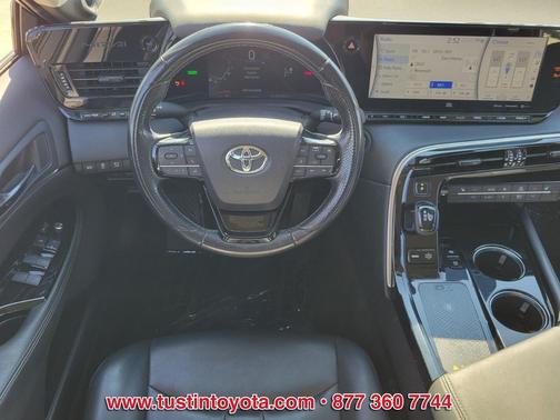 2021 Toyota Mirai Base