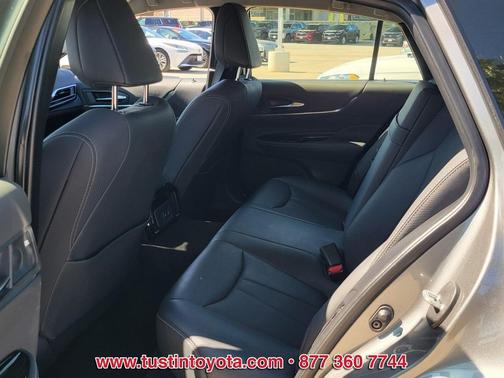2021 Toyota Mirai Base