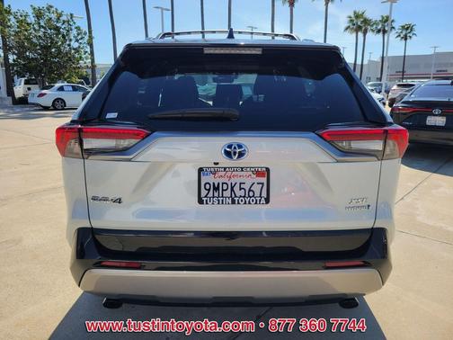 2024 Toyota RAV4 Hybrid SE