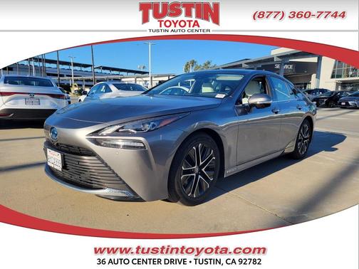 2021 Toyota Mirai Base