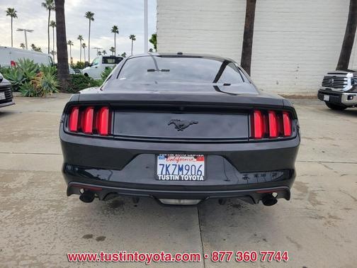 2015 Ford Mustang EcoBoost Premium