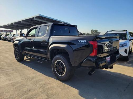 2025 Toyota Tacoma TRD Off Road