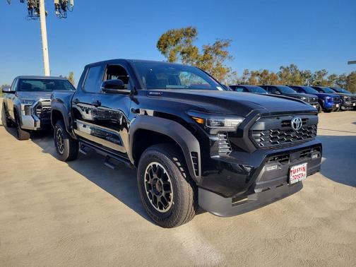 2025 Toyota Tacoma TRD Off Road