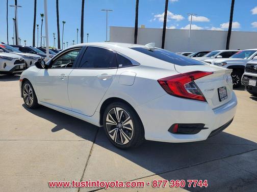 White 2017 Honda Civic EX-T